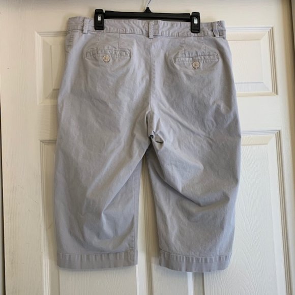 Lee Just Below The Waist Capris Pants Crop Beige Cropped Petite Size 16P - Picture 2 of 5